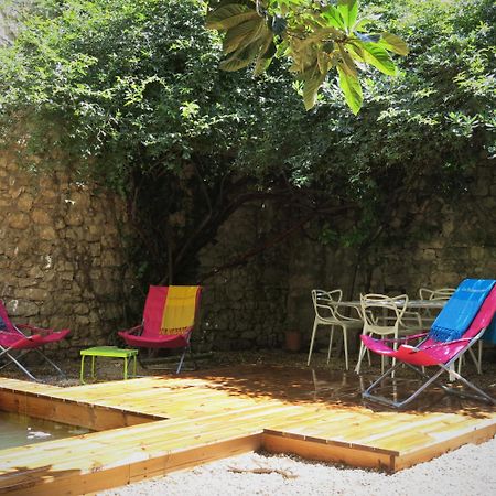 La Buissonniere Bed & Breakfast Oppede Bagian luar foto