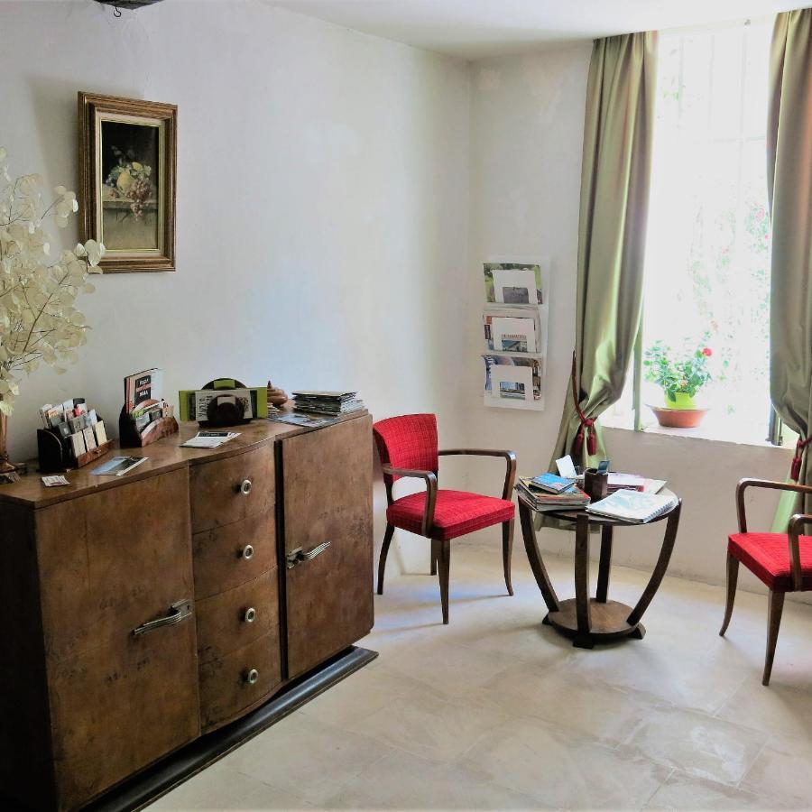 La Buissonniere Bed & Breakfast Oppede Bagian luar foto