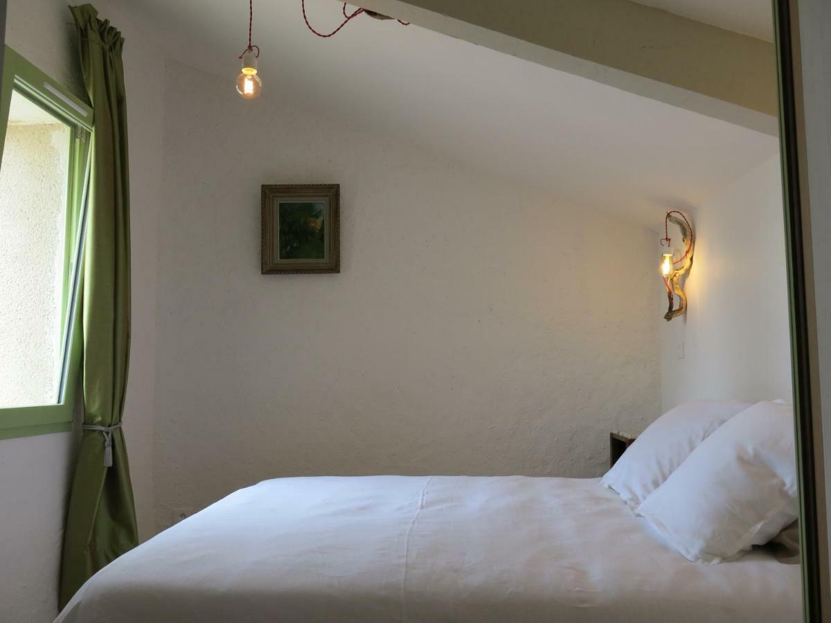 La Buissonniere Bed & Breakfast Oppede Bagian luar foto