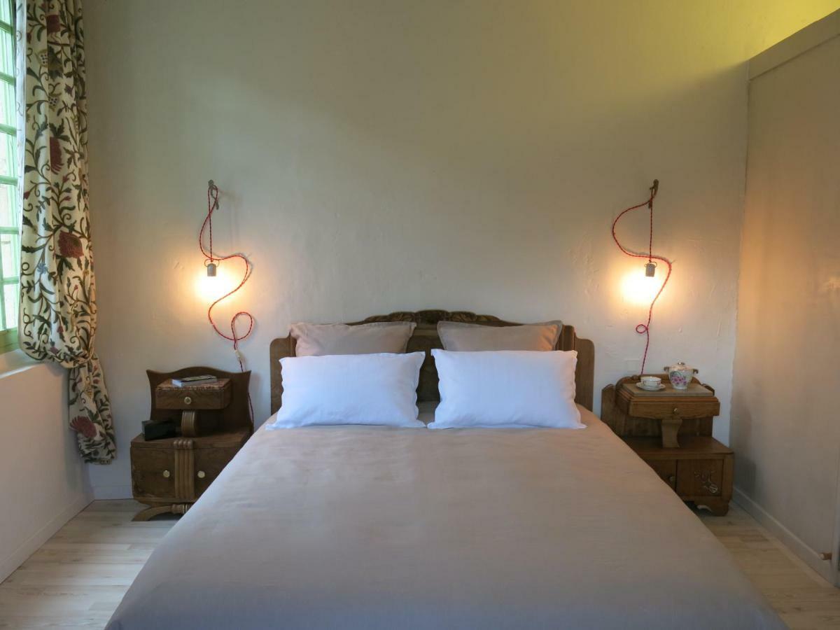 La Buissonniere Bed & Breakfast Oppede Bagian luar foto